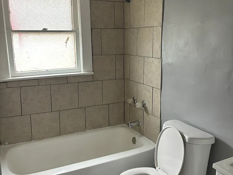11926 Browning Ave — Photo 12