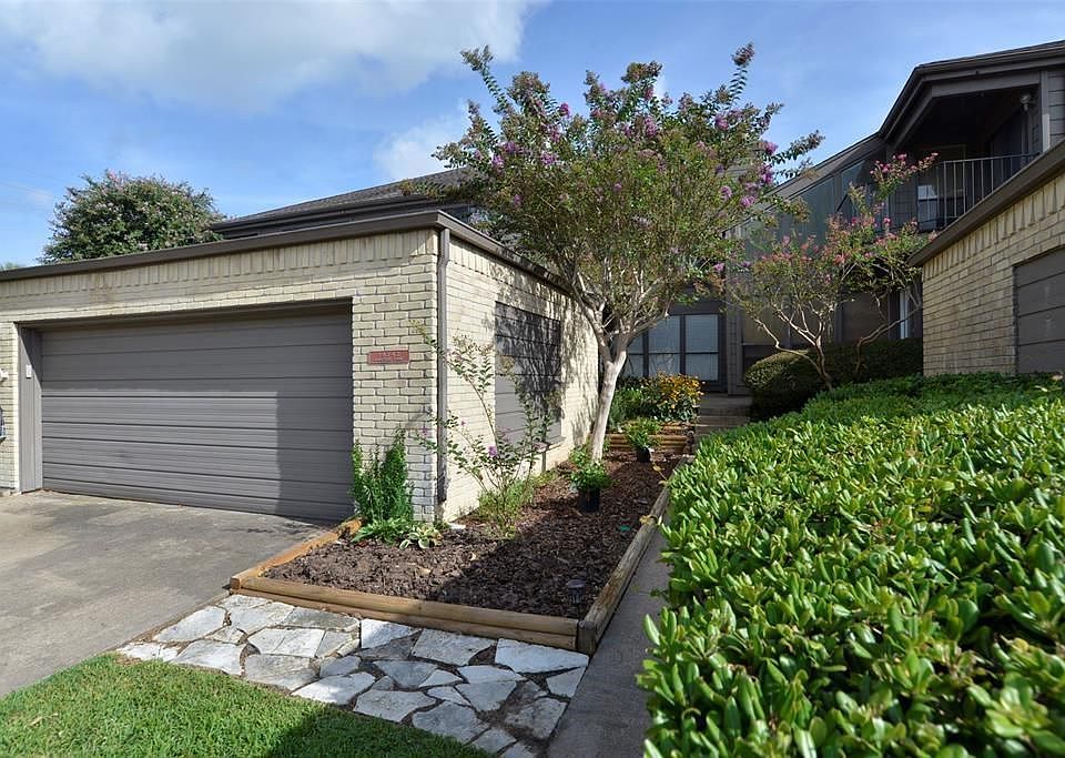 1st image of 18242 Lakeside Ln