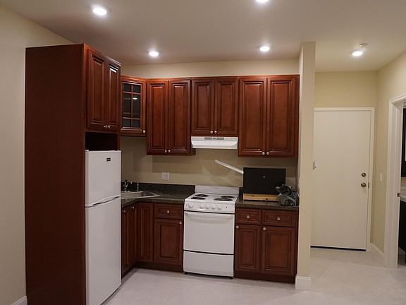2nd image of 350 Laguna St APT 23
