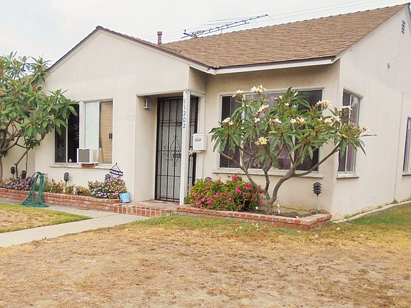 3rd image of 11202 Arlee Ave