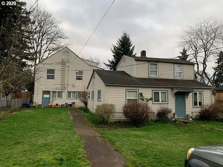330 Howard Ave — Photo 28