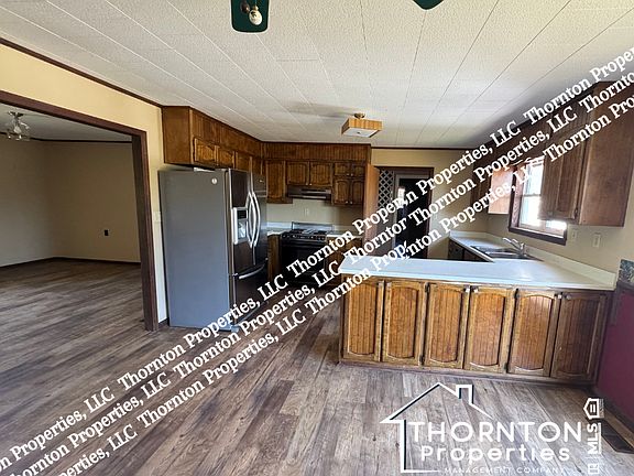 2nd image of 692 Mount Sinai Rd