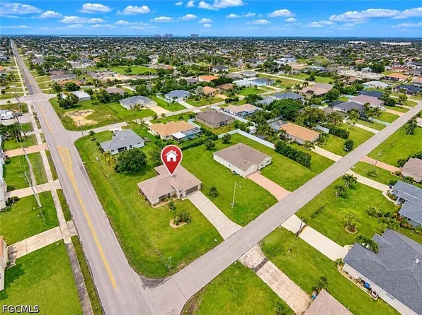 3130 SW 19th Ave, Cape Coral, FL 33914