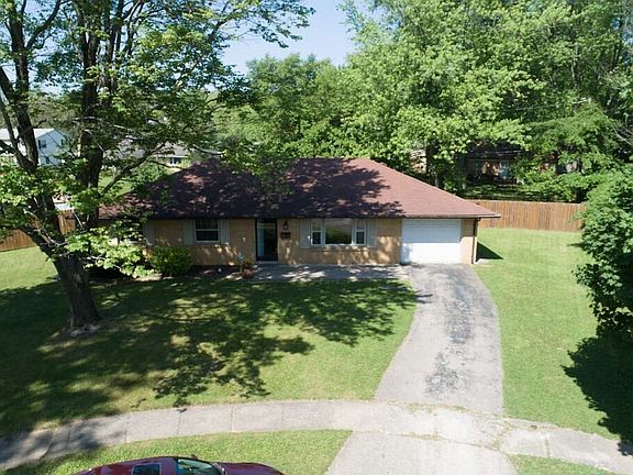 2nd image of 2040 Schwier Ct