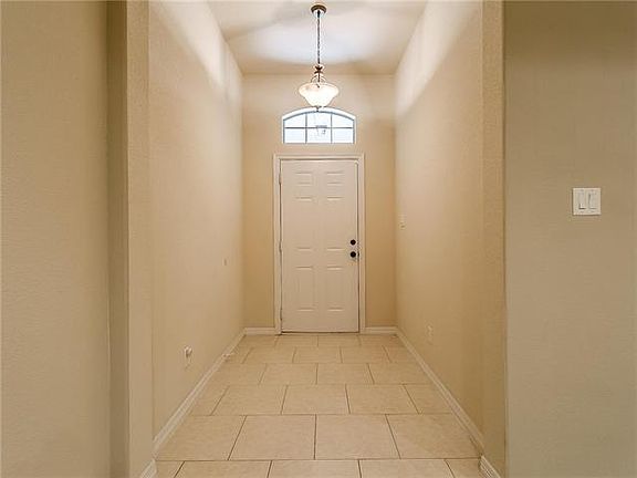 4th image of 4008 Palomino Dr