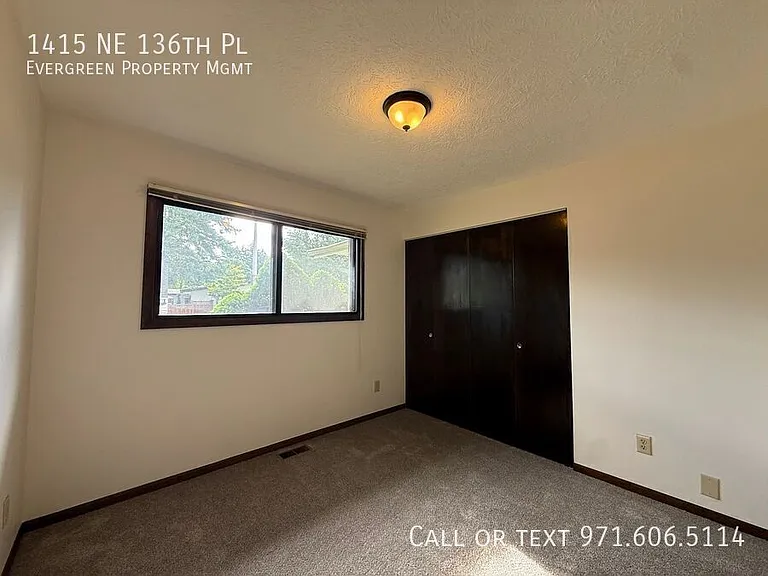 1415 NE 136th Pl — Photo 24