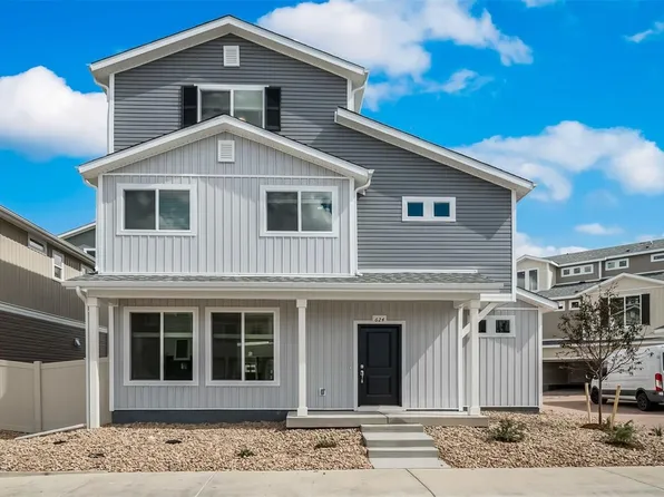 624 Wagon Wheel Way, Bennett, CO 80102