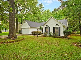 1979 Pinehurst Ave, Charleston, SC 29414