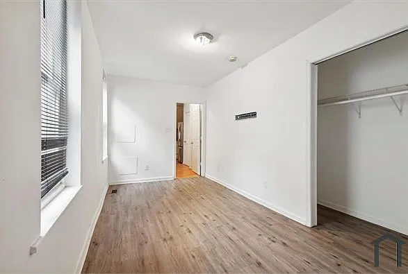 4035 Green St #1 — Photo 11