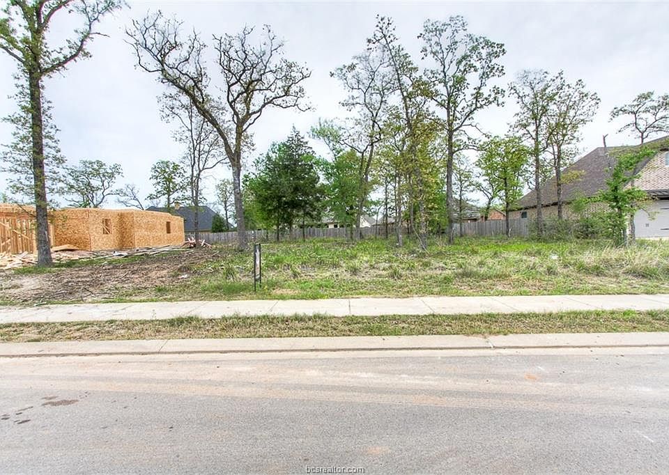 2nd image of 5205 Flint Hills Dr