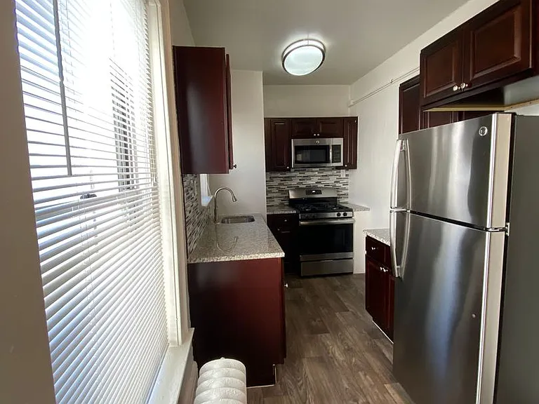 Hillside Gardens Apartment Homes — Photo 14