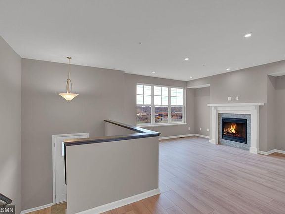 3rd image of 2191 Heritage Ln