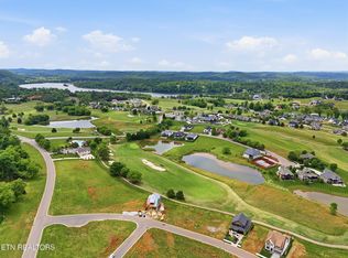 343 Black Bear Cir, Loudon, TN 37774
