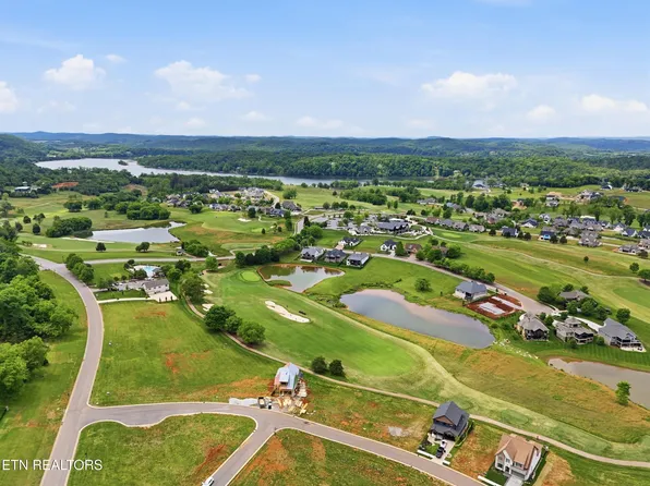 343 Black Bear Cir, Loudon, TN 37774