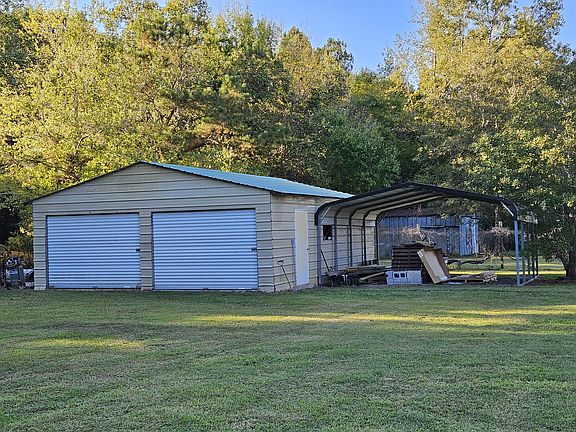 2nd image of 860 Burnette Rd