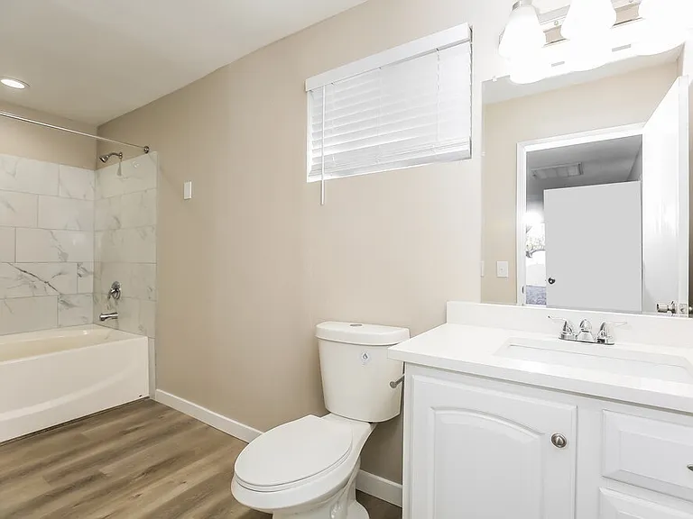8240 Stapleton Ave — Photo 12
