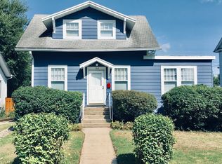 168 E Burlington St, Riverside, IL 60546