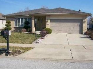 5328 Christopher Dr, Oak Forest, IL