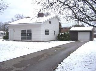 233 Pearl St, Coloma, MI 49038