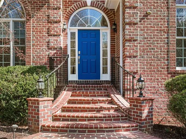 1515 Timber Creek Ln, Kernersville, NC 27284