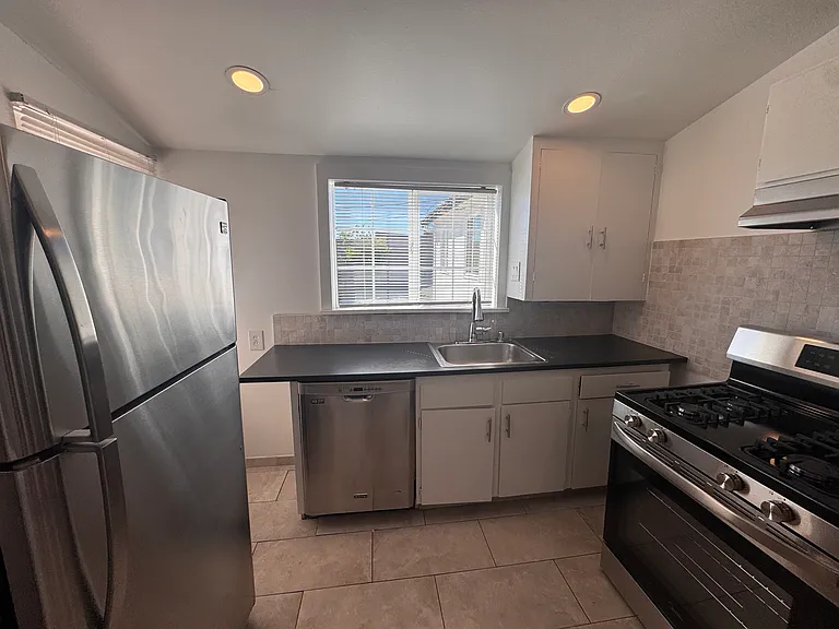 1534 Mariposa St #1534 — Photo 43