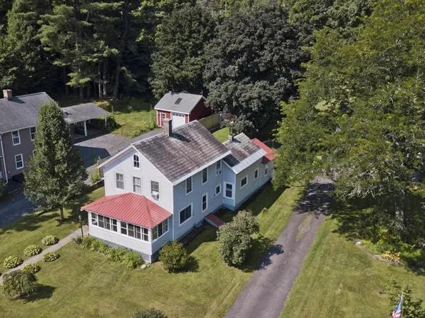 28 Middlefield Rd, Chester, MA 01011