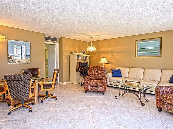 4th image of 911 Panama Ct Unit A3