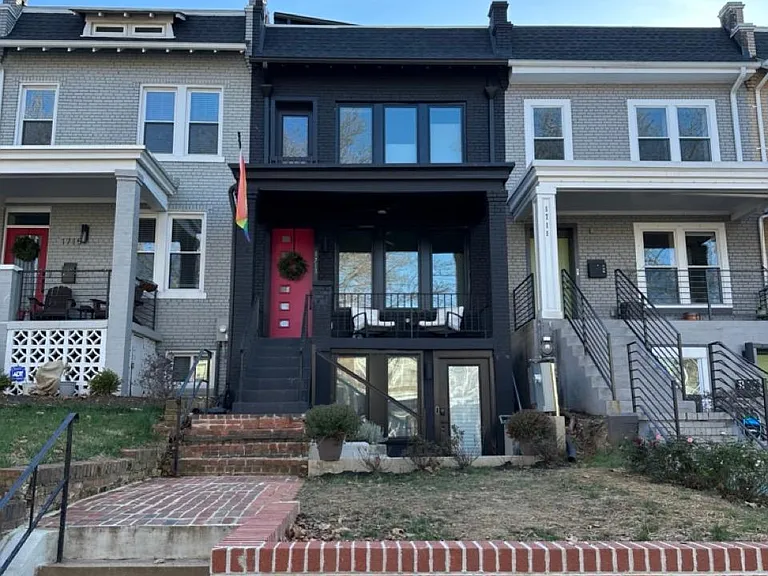 1713 M St NE — Photo 2