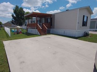 137 Prairie Dr, Sanger, TX 76266