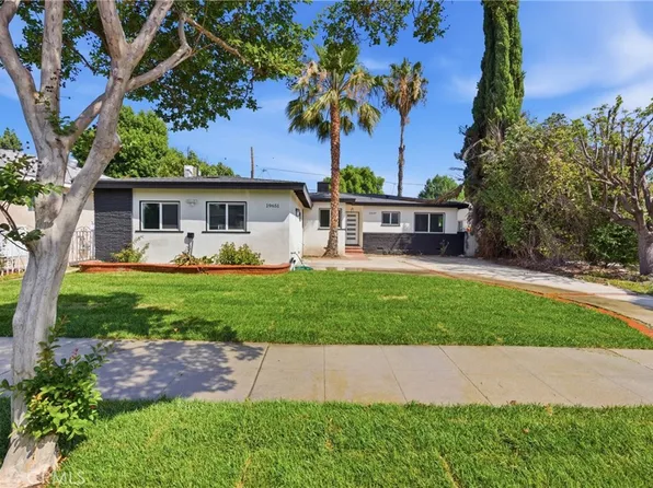 19649 Friar St, Reseda, CA 91335