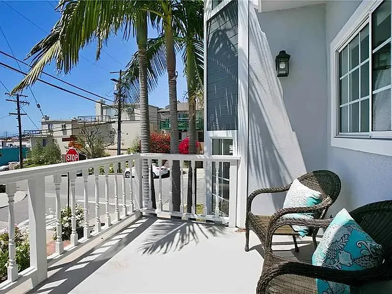 456 Ocean View Ave — Photo 17
