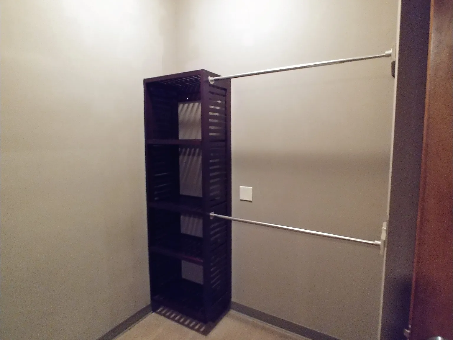 2 bed, 775 sqft, $1,600 — Photo 2