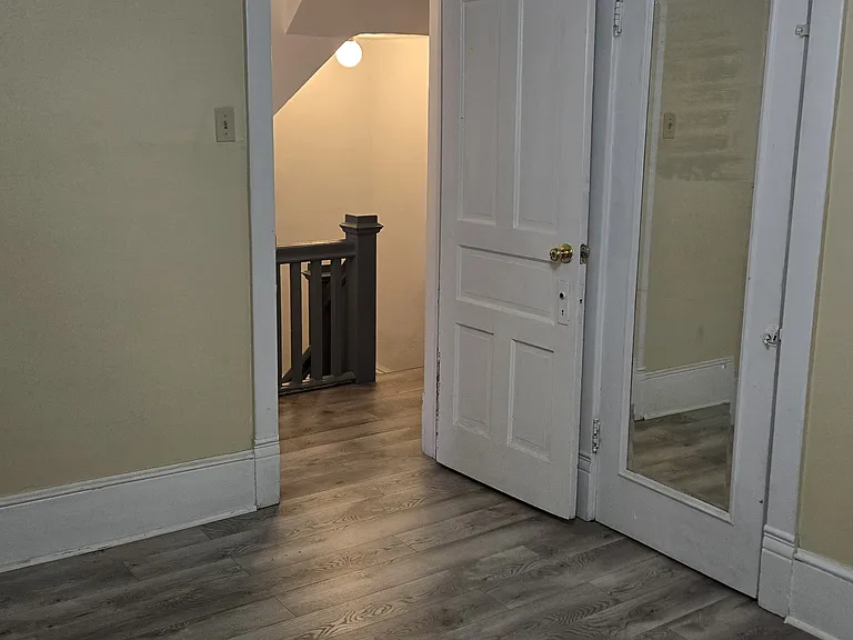 2431 7th Ave #2 — Photo 4