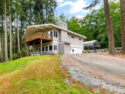 271 Lagoon Point Road, Greenbank, WA, 98253