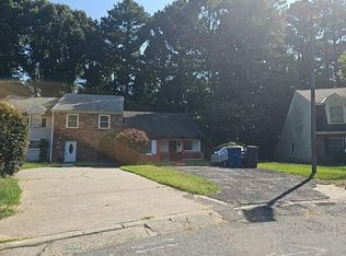 395 Patrick Henry Ct, Riverdale, GA 30274