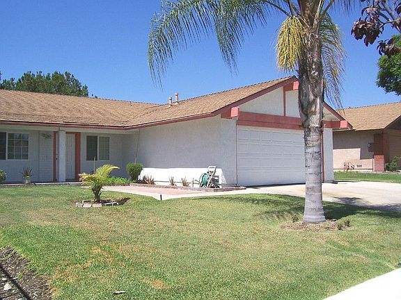 2nd image of 1543 N Hacienda Dr