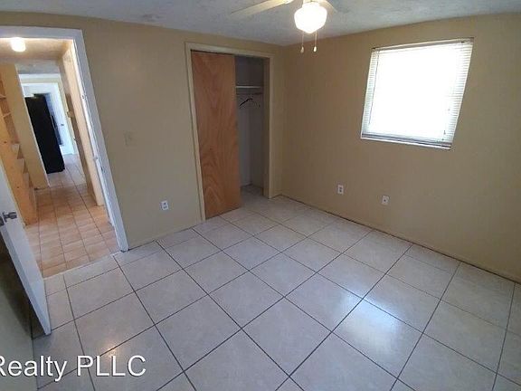 5th image of 3326 Hoover Dr