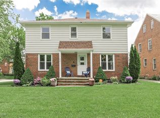 2381 Charney Rd, University Heights, OH 44118