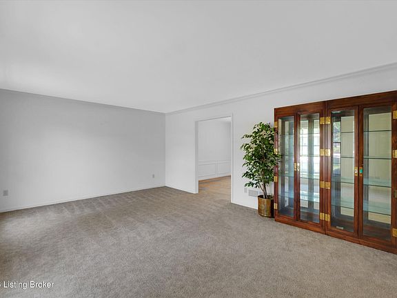 5th image of 2801 Carrington Ct