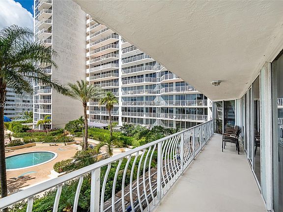 3rd image of 7601 E Treasure Dr APT 623