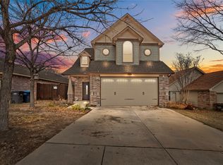 10218 Holly Grove Dr, Fort Worth, TX 76108