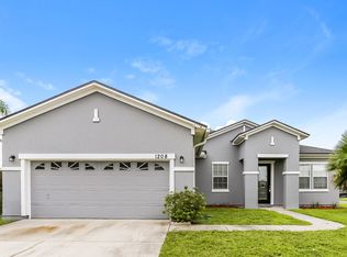 1208 Dawn Light Rd, Jacksonville, FL 32218
