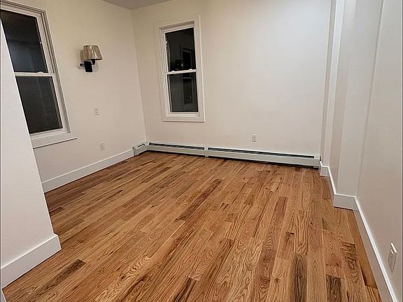 3rd image of 114 W 7th St #1G