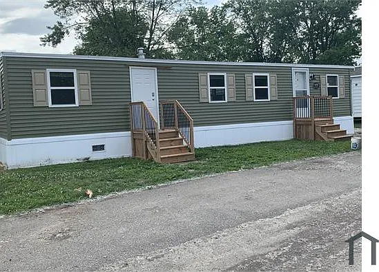 2 bed, 850 sqft, $995 — Photo 2