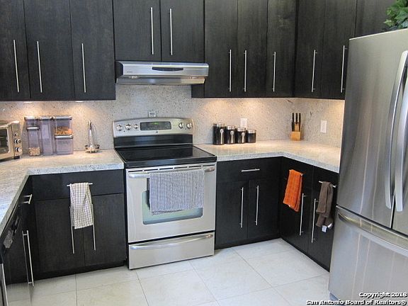 3rd image of 225 E Mulberry Ave #2072
