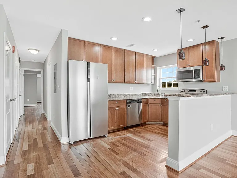 911 Kennedy St NW #11B — Photo 21