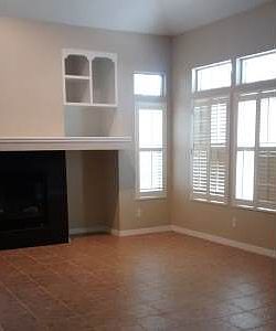 3rd image of 1008 NW Savannah Cir