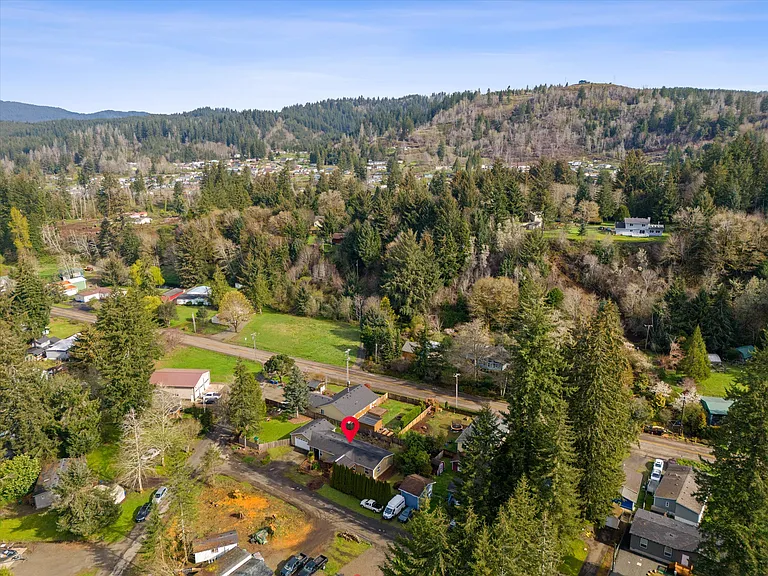 2347 N Chinook Ln — Photo 35