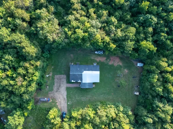 137 Robertson Rd, Lagrange, GA 30241