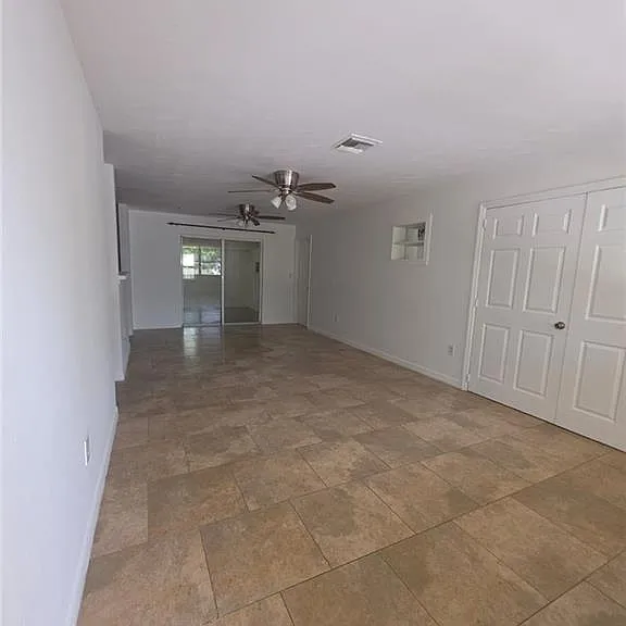 2103 Unity Ave — Photo 8